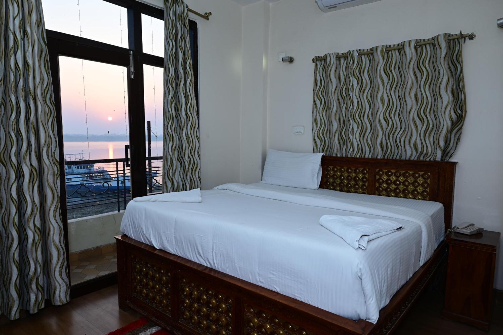 Ganga Monastery Bed & Breakfast 3*